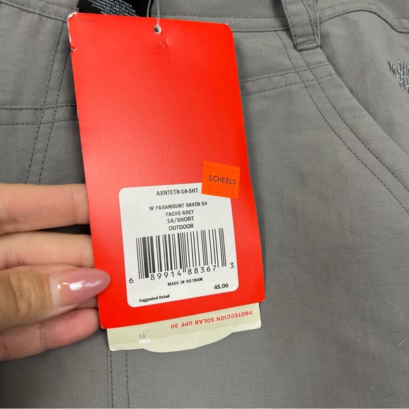 NWT North Face Paramount Raven Shorts - Size 14 - Picture 5 of 8